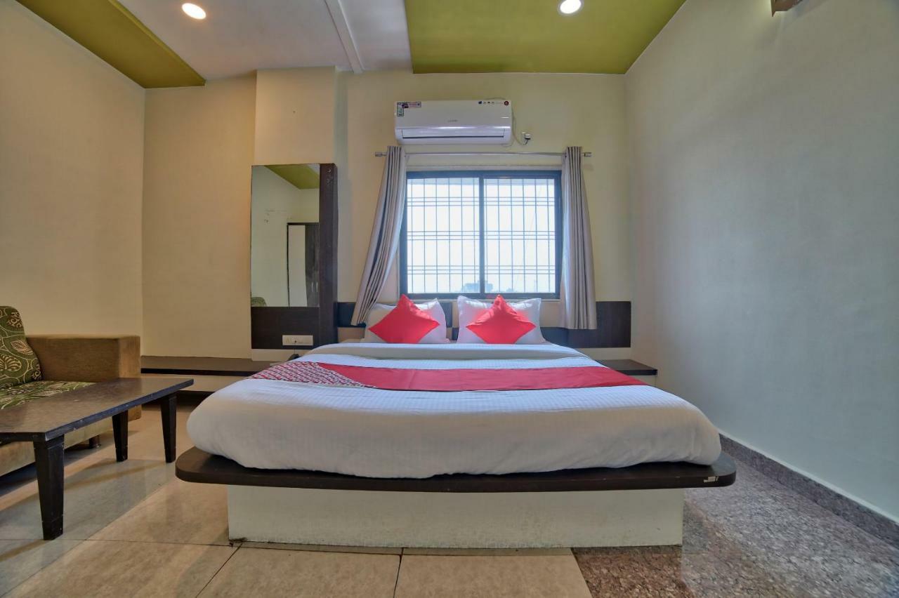 Oyo 35538 Hotel Risha Chandrapur Exterior photo